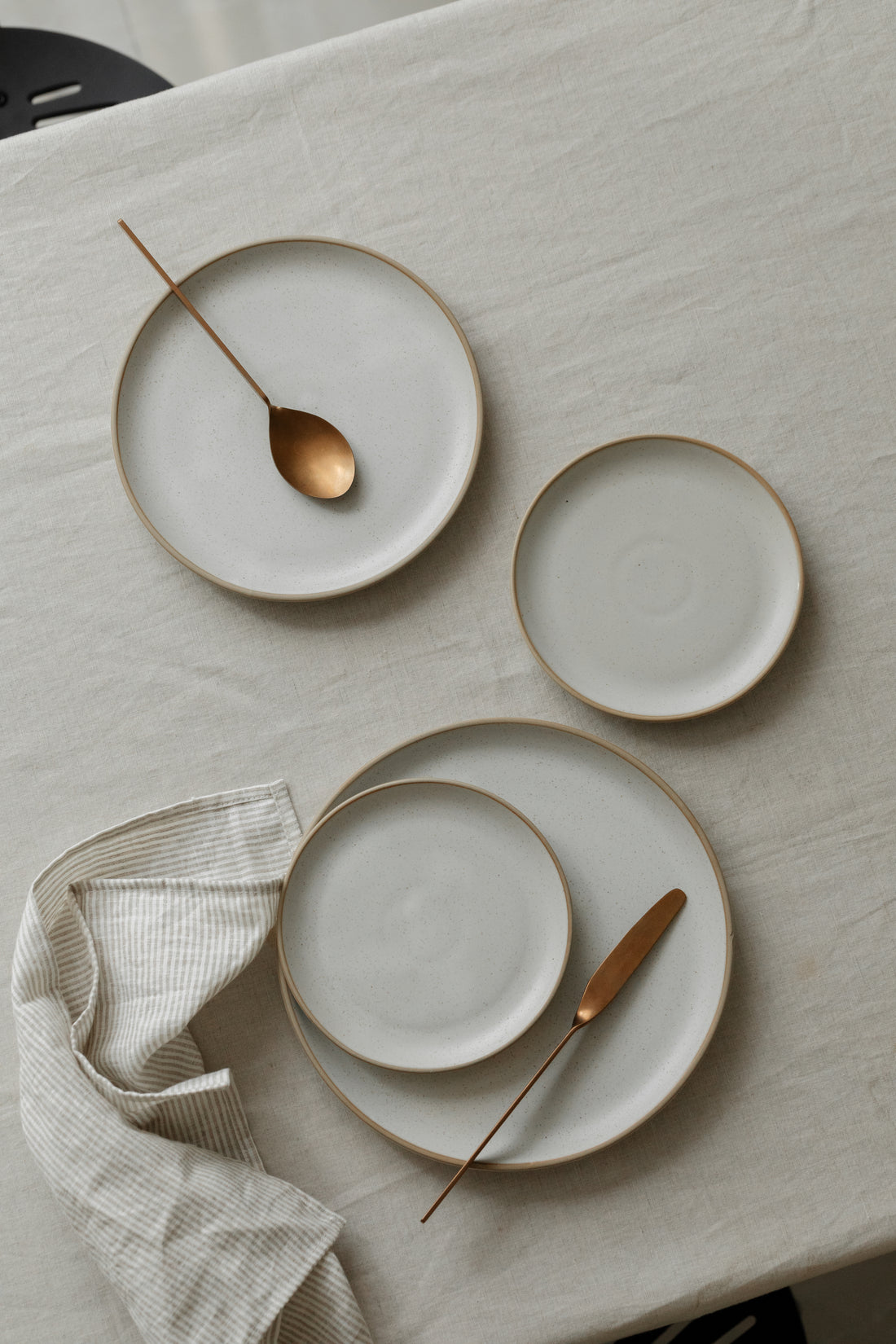 The Flat Lip Side Plate